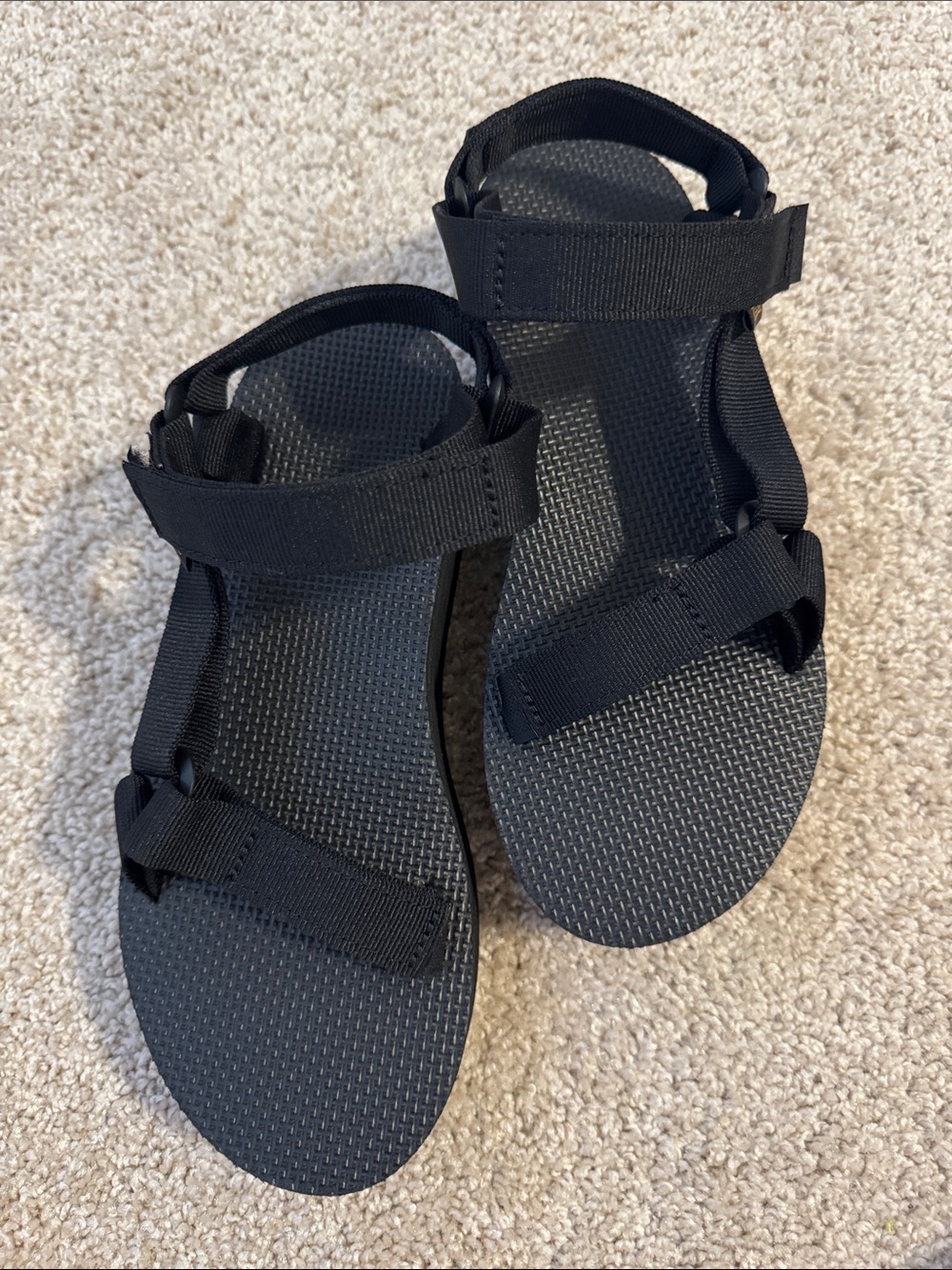 Teva Flatform Universal Sandal Black Platform Strappy Women’s Sandal - Picture 4 of 10